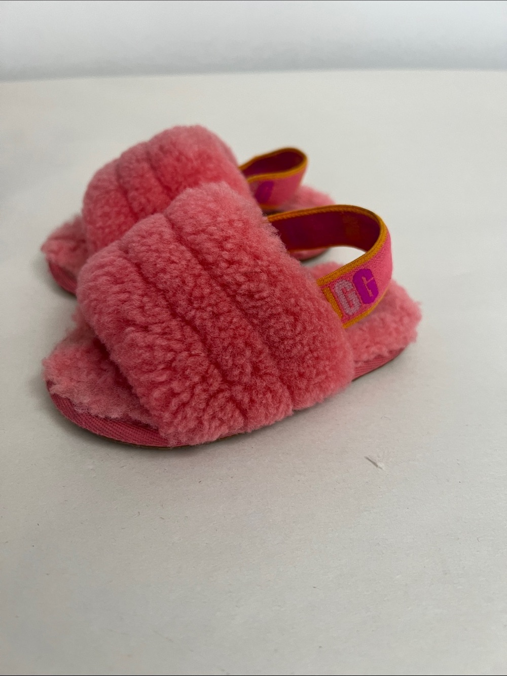 UGG Kids Coral Pink Fluff Slide Sandals Sz 6